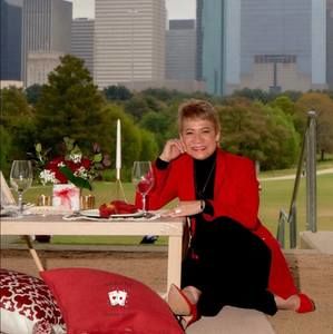 Meet your Posher, Pastora angella